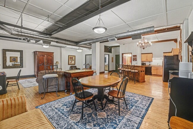 Photo - Gourley Building