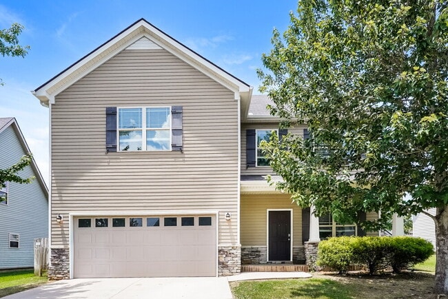 Building Photo - 8005 Lakota Ct