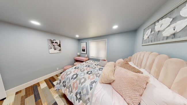 Photo - 21 Woodmere Ct