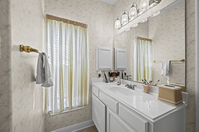 Building Photo - 3202 Enclave Trail