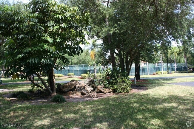 Building Photo - 12591 Equestrian Cir Rental