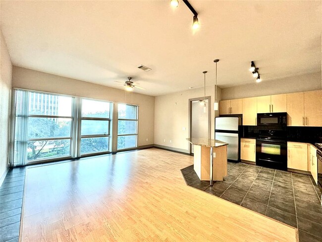 Photo - 3660 Richmond Ave. Condo Unit 358