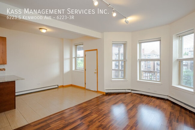 Photo - 6223 S Kenwood Ave Apartment Unit 6223-3R
