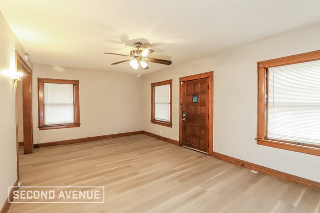 Photo - 1516 E 50th Terrace