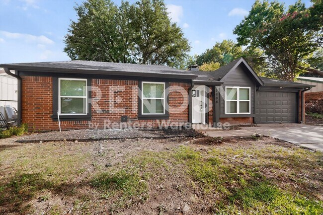 Photo - 1408 Seely St