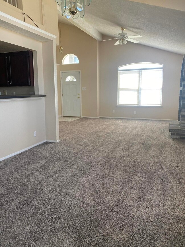 Photo - 10936 Stonebridge Dr