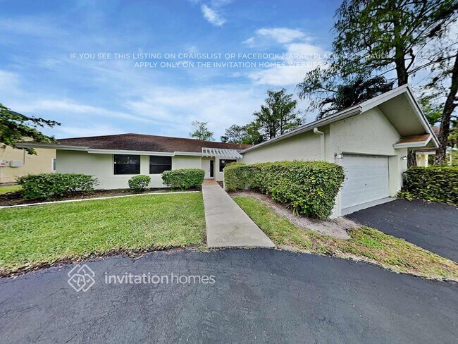 Building Photo - 7010 NW 49th Pl