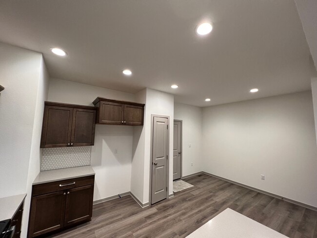 Photo - 1953 Warrior Ln