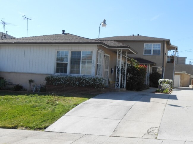 6941 Glasgow Ave Unidad 2