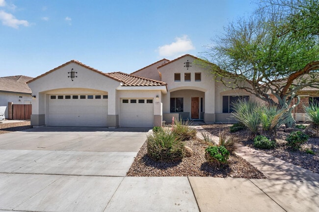 Building Photo - 4385 S Crosscreek Dr