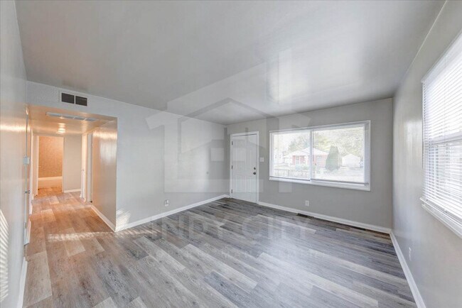 Photo - 64 S Galeston Ave