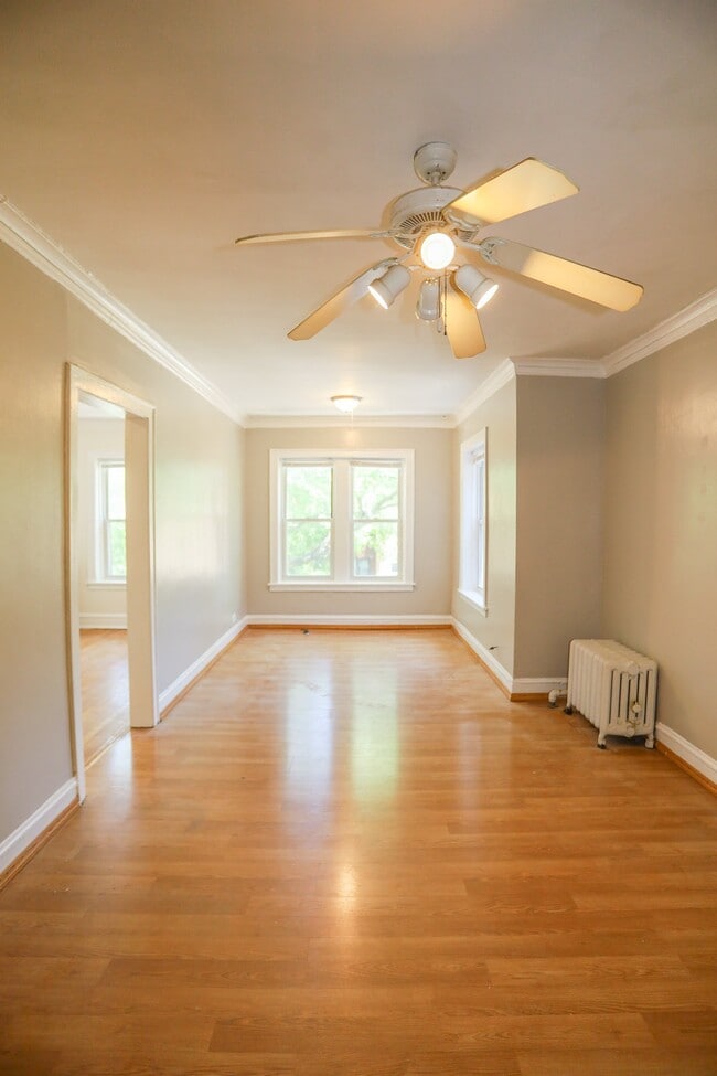 Building Photo - 5051 N Glenwood Ave