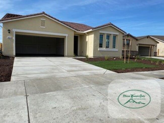 Building Photo - New Stonefiled Home-  Apply now to schedul...