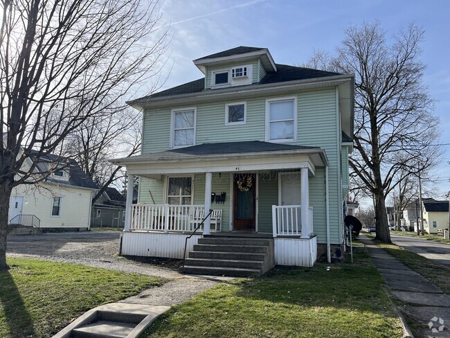 Building Photo - 412 E Jefferson St Unit 412-2 E Jefferson St Rental