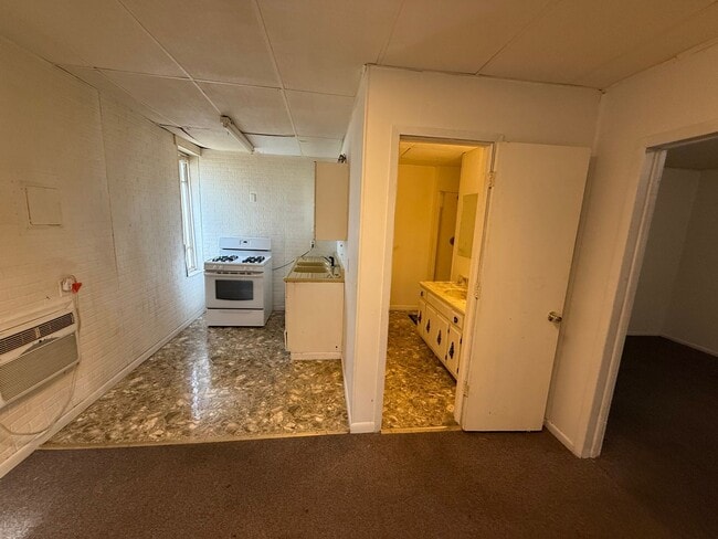 Photo - 19 1/2 S. Jefferson, Apt 3 Unit 1