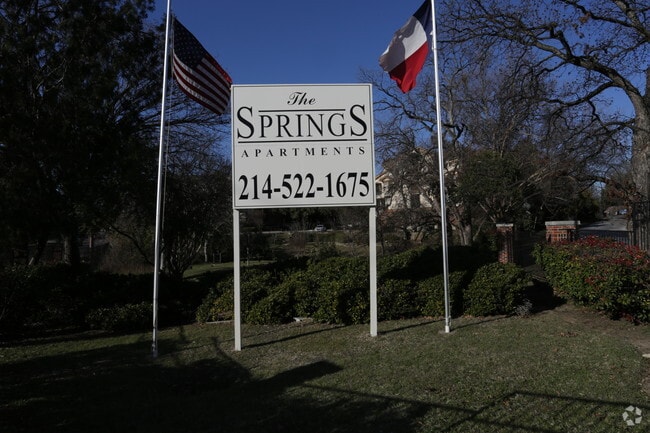 Photo - Springs Apartments