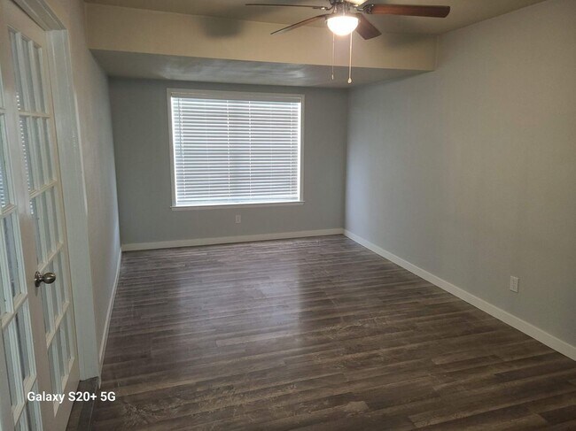 Photo - 235 Stimmel St