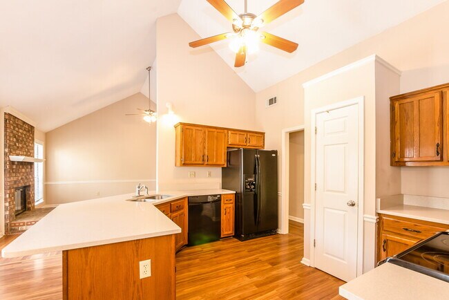 Photo - 3840 Westridge Dr