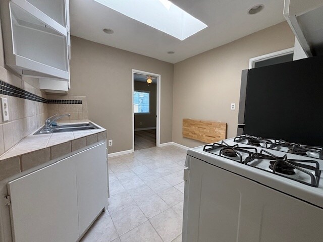 Kitchen - 3949 32nd St Unidad 3949 32nd Street
