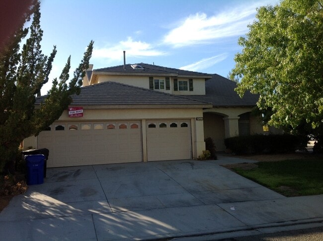 12414 Ravenna Ln