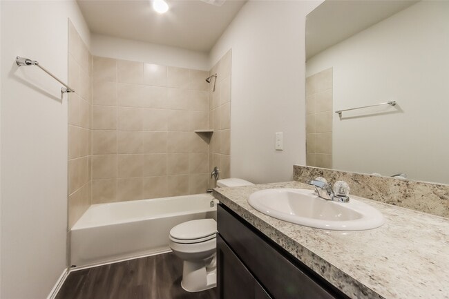 Building Photo - 13580 White Ibis St