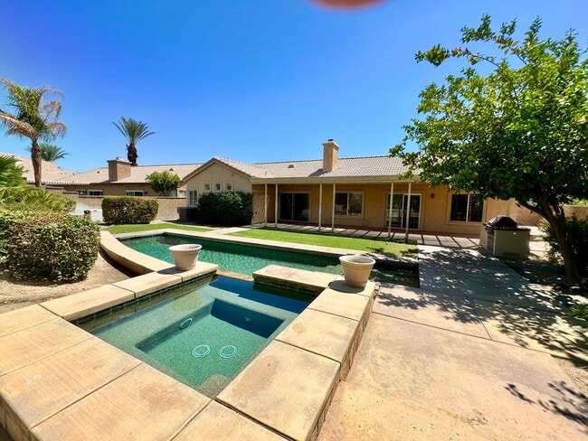 79130 Ocotillo Dr