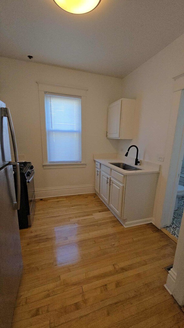 Photo - 326 Superior St