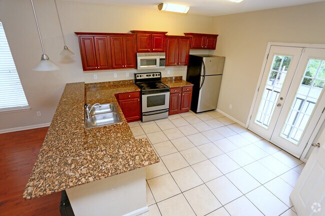 Stadium Place Kitchen - Stadium Properties & The Highlands