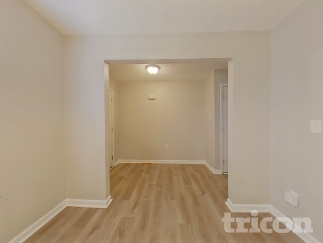 Photo - 132 Diamond Ct