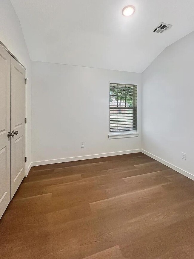 Photo - Stunning brand new 3BR/2BA duplex with mod...