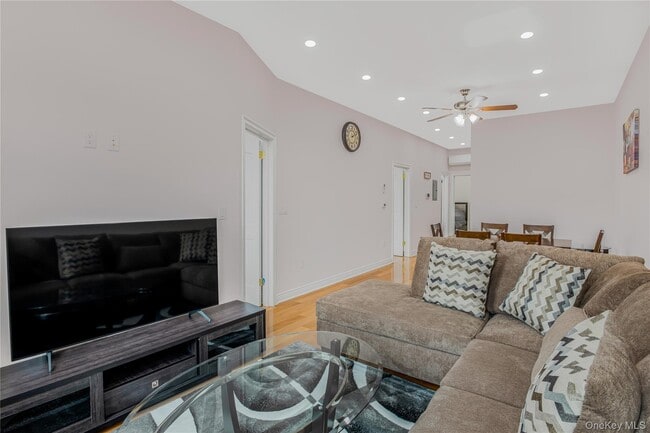 Photo - 43-47-47 44th St Unit 3F