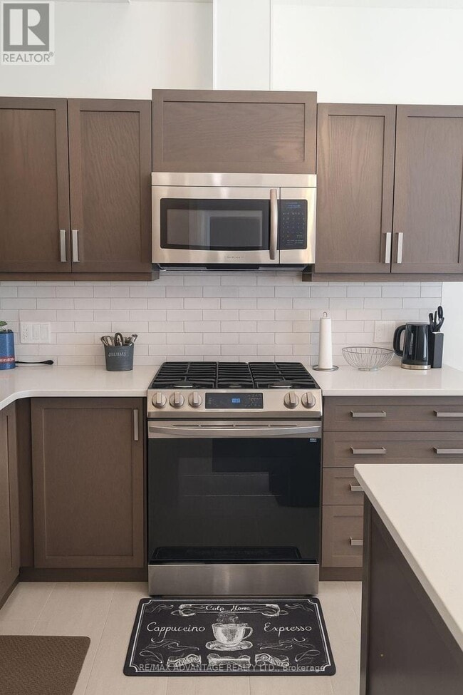 Photo - 63 Compass Trail