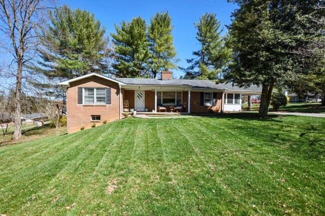 Charming Brick Ranch Home - Charming Brick Ranch Home