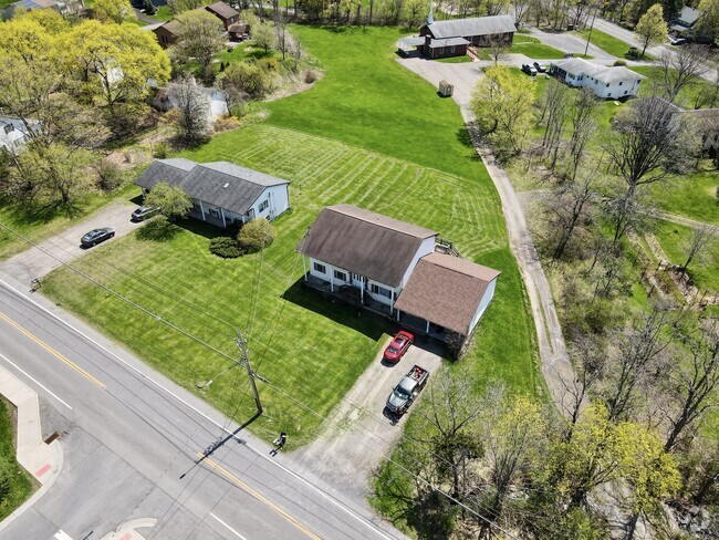 Building Photo - 117 Honness Ln Unit A Rental