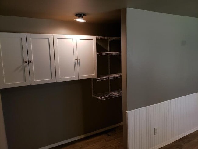 Photo - 5775 Unit 5775 Lower