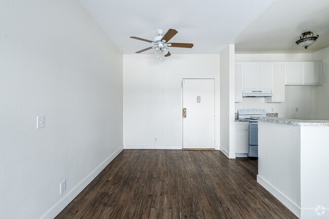 2BR, 1BA - 800SF - Dining Room