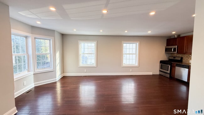 Photo - 271 Seaside Ave Unit A