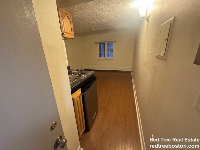 Photo - 49 S Huntington Ave Unit B3