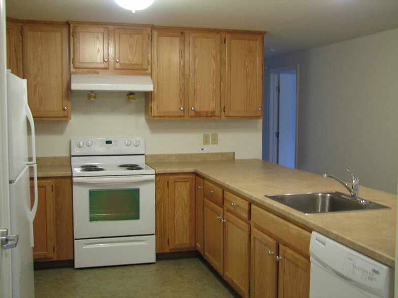 Summitwoods Apartments For Rent in Norwich, CT