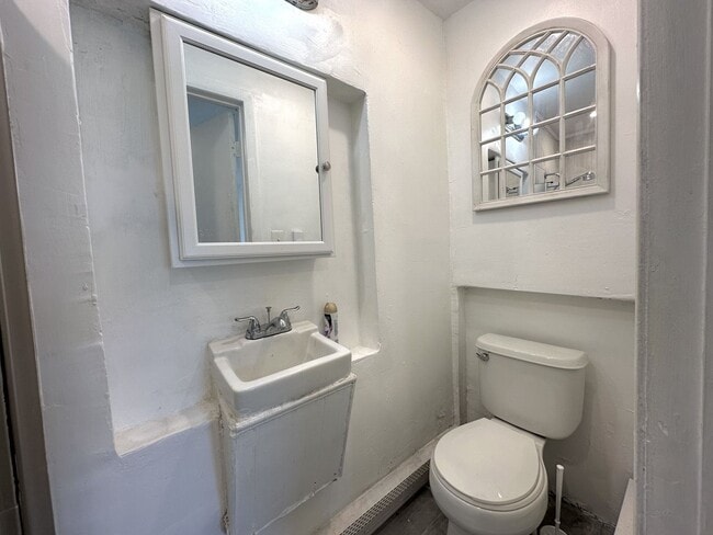 45 Bristol Rd Unit 3