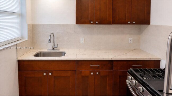 Photo - 2135 Bay Dr Unit 3