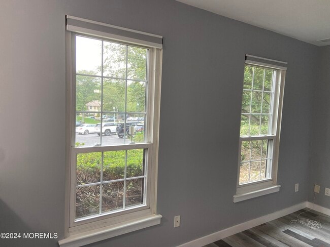 Photo - 87 Deptford Ct