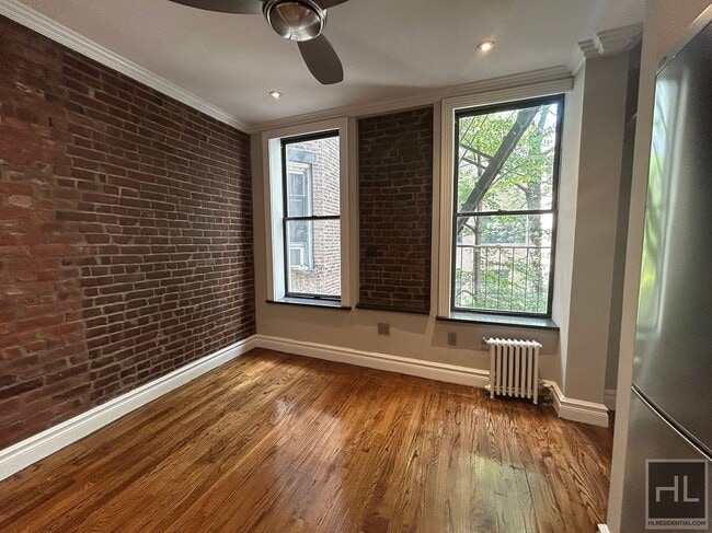 Building Photo - Mott Street Rental
