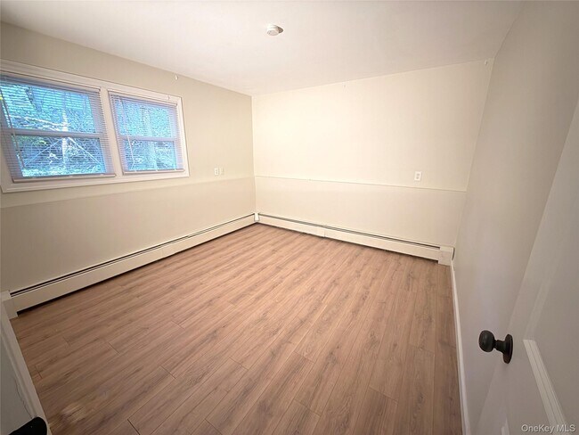 Photo - 44 S Rockland Ave