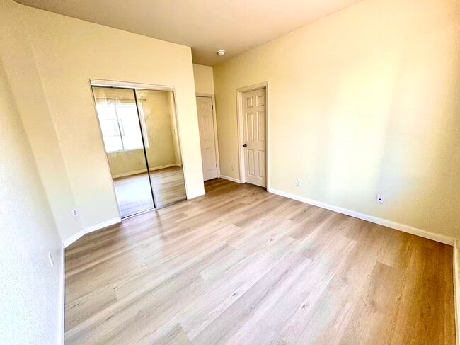 Photo - 4030 Bouquet Park Ln