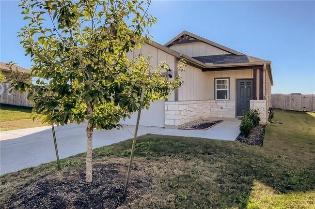 Photo - 288 Eves Necklace Dr.