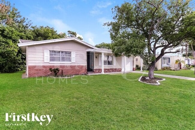 Photo - 4125 Woodsville Dr