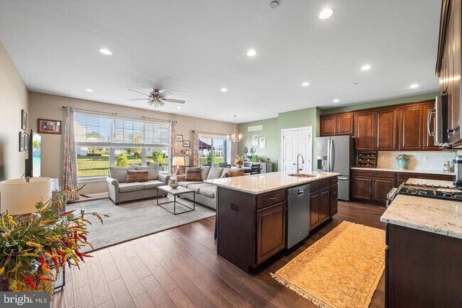 Photo - 317 Ridgewood Dr