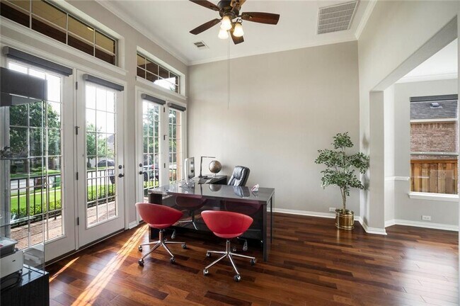 3501 Citrine Pl