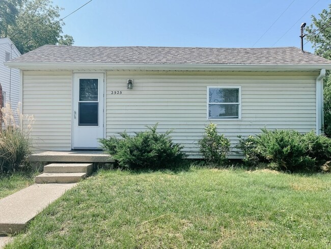 Building Photo - 2525 W Ethel Ave Unit 2525 (House)
